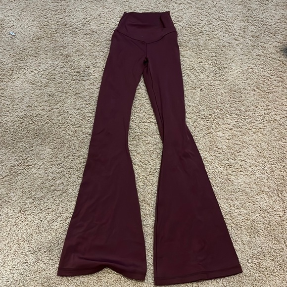 aerie Pants - color: burgundy        size:XS.     brand:aerie